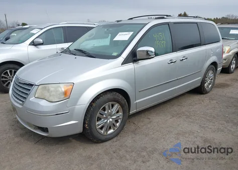 2010 Chrysler Town & Country New Limited z USA, uszkodzony, nr VIN 2A4RR7DX2AR501888